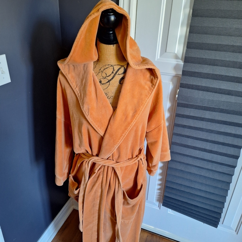 Vintage Christian Dior Monsieur Hooded Bath Robe With Belt & Pockets